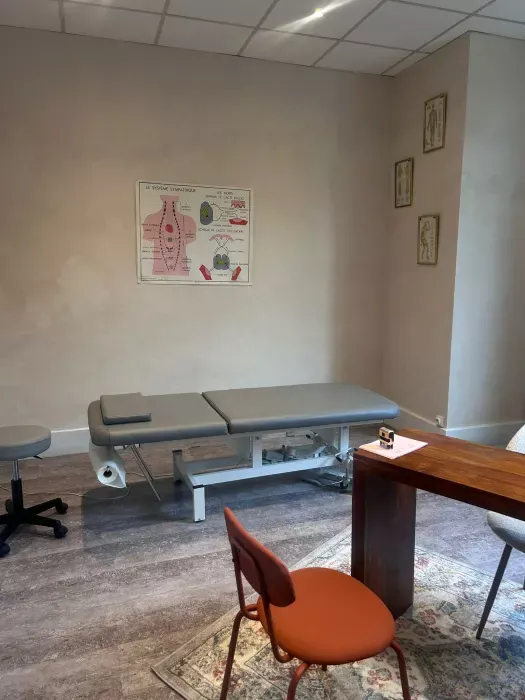 Cabinet d'ostéopathie, Villefranche-sur-Saône, Mathilde Dumas Ostéopathe