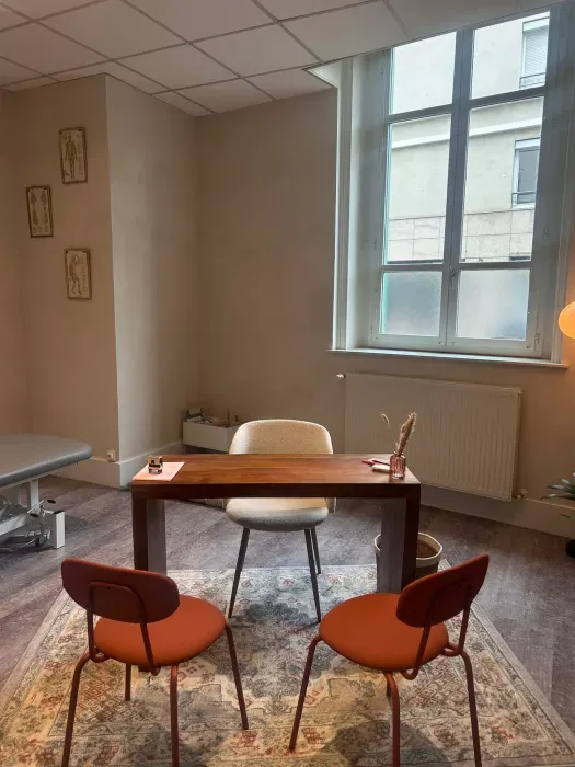 Cabinet d'ostéopathie, Villefranche-sur-Saône, Mathilde Dumas Ostéopathe